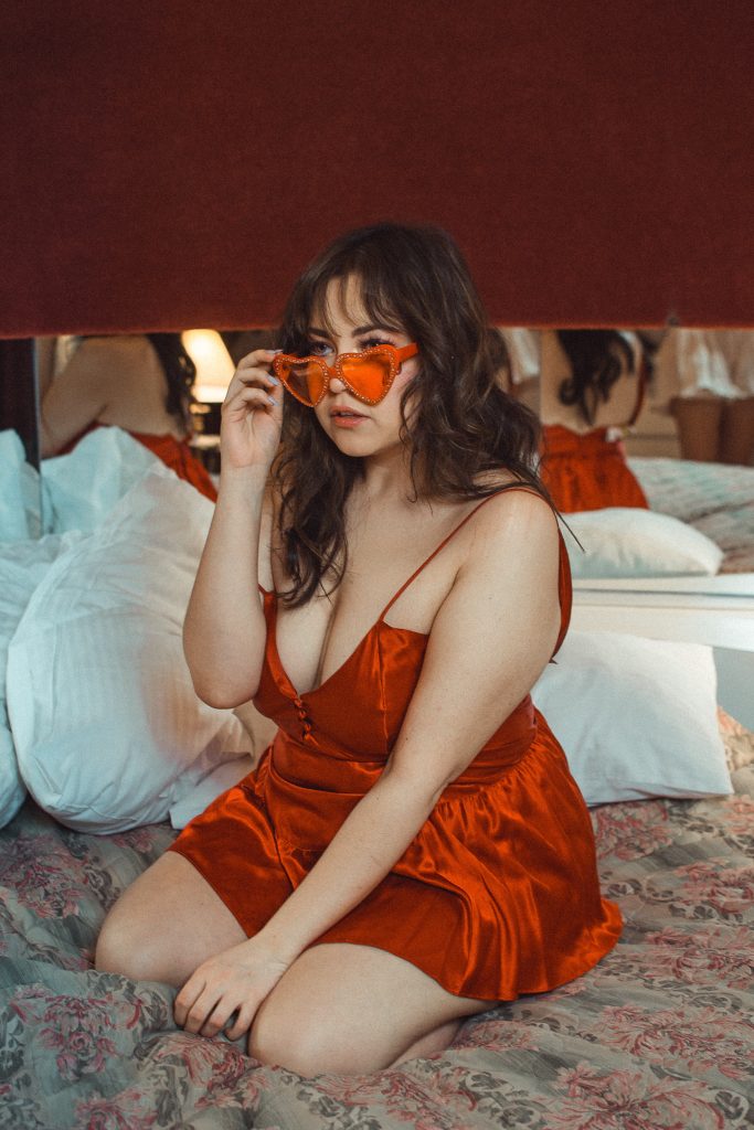 What Is The Hotwife Kink? – Killing Kittens